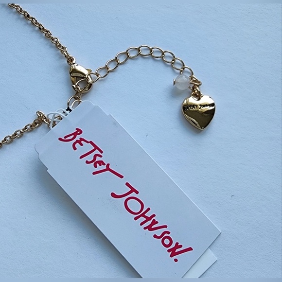 NWT 🚌♥️ Betsey Johnson school bus heart Necklace - Picture 7 of 15
